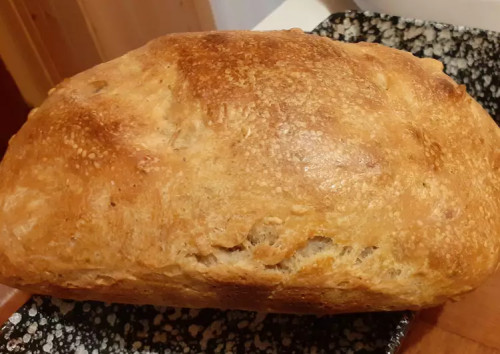 Fűszeres kovászos kenyér tritikálé liszttel